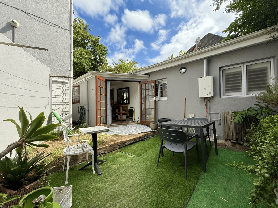 1 Bedroom Property for Sale in Claremont Upper Western Cape